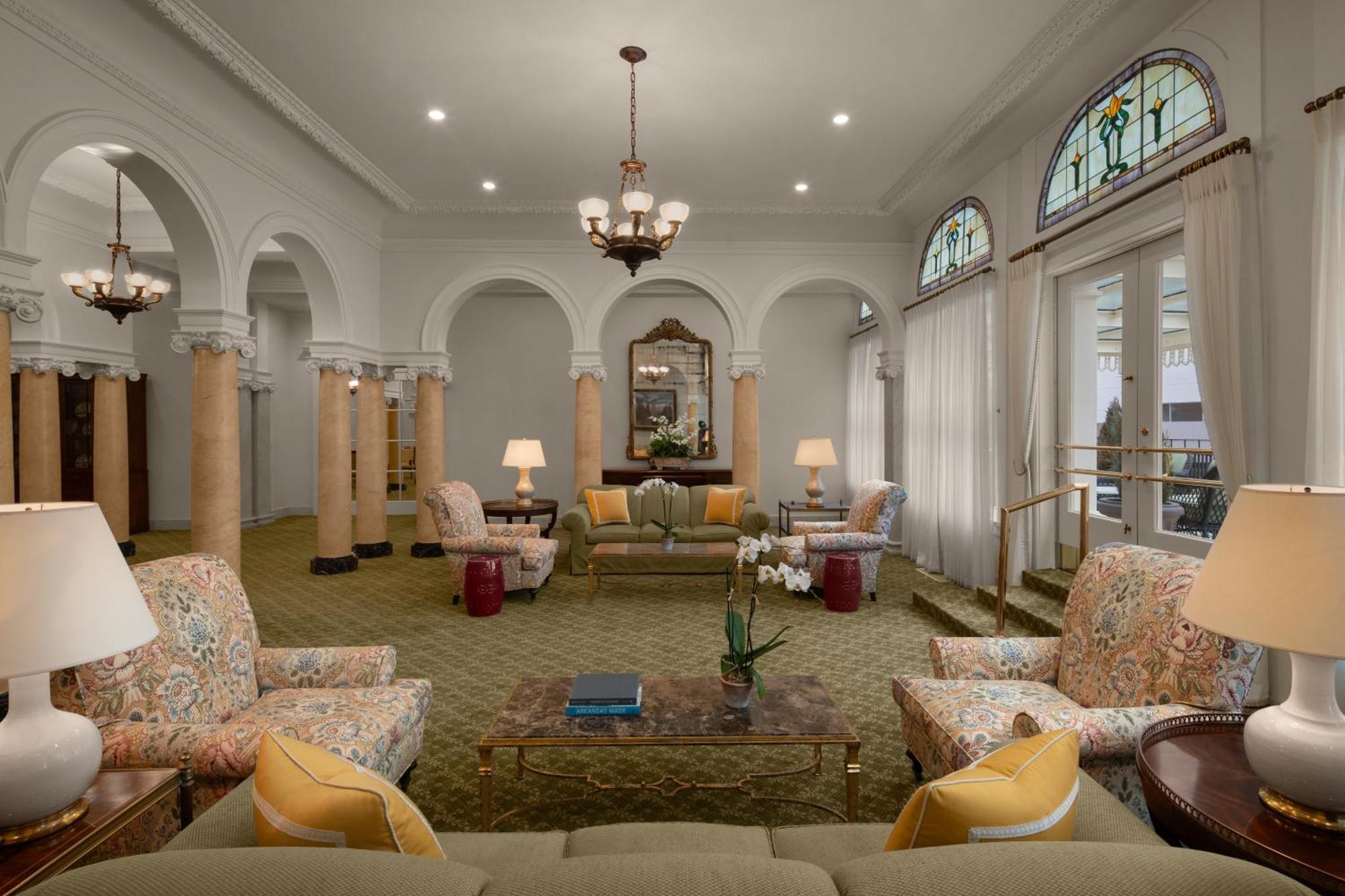 Capital Hotel 小岩城 外观 照片