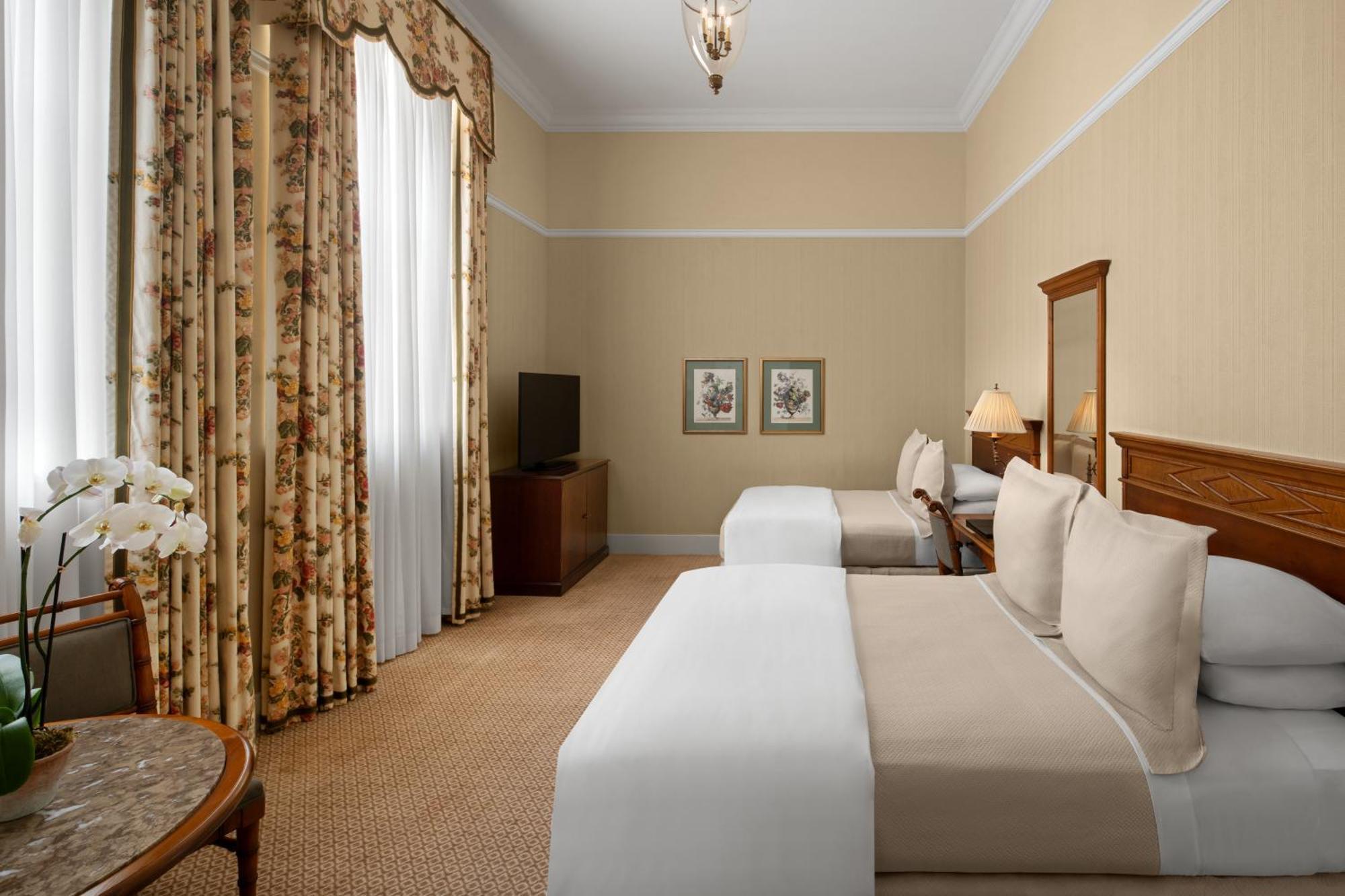 Capital Hotel 小岩城 外观 照片